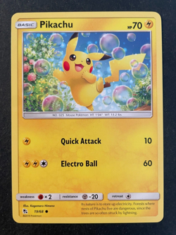 PIKACHU 2019 Pokemon Card Promo Rare Hidden Fates Battle Academy Deck #19/68 - Image 1