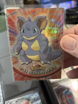 2000 Topps Chrome Holo Foil Pokemon TV Animation Edition Nidoqueen #31 T264 - Image 2