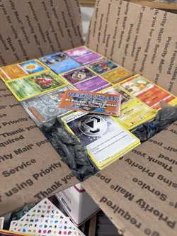 🔥 17lbs 4200+ UNSEARCHED Pokemon Bulk Lot! Some Holos & Vintage Cards LP/NM ✨ - Image 1