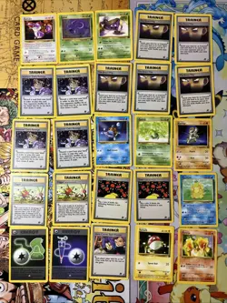 25 Vintage Pokemon Cards Lot: Team Rocket Unlimited WOTC LP-DMG English - Image 1