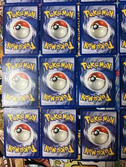 25 Vintage Pokemon Cards Lot: Team Rocket Unlimited WOTC LP-DMG English - Image 3