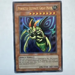 Yugioh Perfectly Ultimate Great Moth DB2-EN249 - Image 1