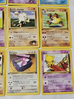 Vintage 1st Edition And Mid Era Pokemon Card Lot And Deck Box! 20 1st Edition - Image 2