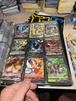 Pokemon TCG Card Lot, 2000 Cards, Pokemon EX, V, Vmax, GX (READ DESCRIPTION) - Image 3