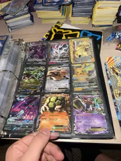 Pokemon TCG Card Lot, 2000 Cards, Pokemon EX, V, Vmax, GX (READ DESCRIPTION) - Image 4