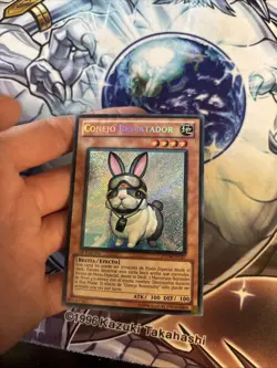 (HE) Rescue Rabbit - PHSW-SP037 Spanish - Secret Rare - 1st Edition - YuGiOH LP - Image 2