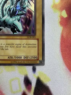 Blue Eyes White Dragon LOB-001 - Yugioh Ultra Rare Unlimited LP Original 1996 - Image 2