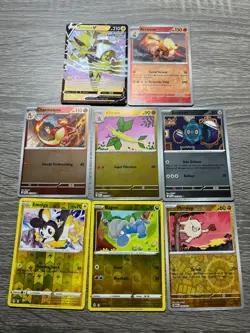 Pokemon mixed lot | Variety of 8 Cards | All Foil - Image 1