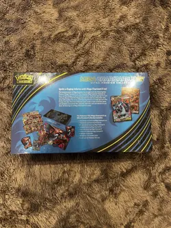 Pokemon TCG Mega Charizard Ex Ultra Premium Collection Damaged - Image 2