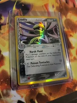 Cradily 2/110 Holo EX Holon Phantoms Pokemon Card 2006 - Image 1