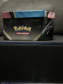**EMPTY TIN** Pokemon TCG Sylveon V Heroes Tin - Image 3