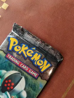 Pokemon EX Hidden Legends Booster Pack Sealed Factory New 17.g !! - Image 2