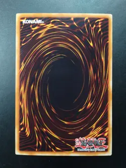 YUGIOH 2003 | BETA THE MAGNET WARRIOR | DOR-E001 | PRISMATIC SCR | EX - NM - Image 2