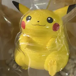Pokemon Celebrations Premium Figure Collection Pikachu VMAX 25th Anniversary New 820650809408 - Image 4