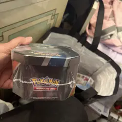 Pokemon TCG Eevee Evolutions Tin 2021 [ Vaporeon V ] NEW 820650809057 - Image 4