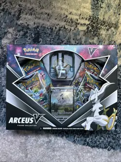 Pokemon TCG Arceus v Figure Collection Box 4 Booster Packs - Image 1
