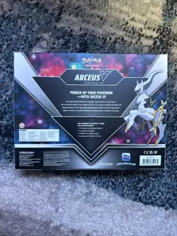 Pokemon TCG Arceus v Figure Collection Box 4 Booster Packs - Image 2