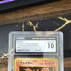 Pokemon Moltres Mystery of the Fossils Holo Japanese 1997 CGC 10 - Image 3