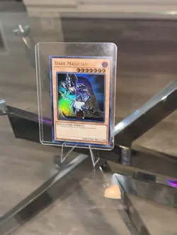 Yu-Gi-Oh Dark Magician LC01-EN005 Ultra Rare Limited Edition - Image 2