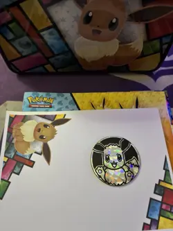 Pokemon TCG Eevee Lunchbox Treasure Chest Tin + accessories NO PACKS - Image 3