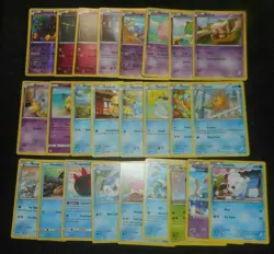 LOT COLLECTION OF 289 OFFICIAL POKEMON MIXED TRADING CARDS IN GOOD CONDITION - Image 3