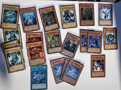 Yu-Gi-Oh! 21 Card Lot Elemental Heros Ocean Wildheart Necroshade Holos & Regular - Image 1