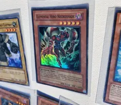Yu-Gi-Oh! 21 Card Lot Elemental Heros Ocean Wildheart Necroshade Holos & Regular - Image 5