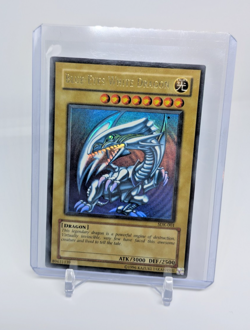 Yu-Gi-Oh Blue-Eyes White Dragon SDK-001 Ultra Rare HP - Image 1
