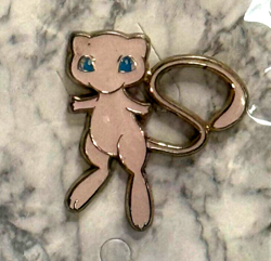 POKEMON MEW PROMO HIDDEN FATES ENAMEL COLLECTOR'S 2019 PIN NEW IN PACKAGE NICE - Image 1