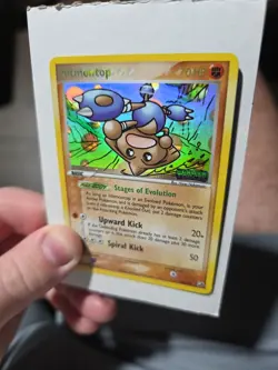 Pokemon 2005 EX Unseen Forces Hitmontop Reverse Holo Card 26/115 LP - Image 1