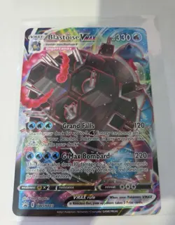 Blastoise VMAX SWSH103 Jumbo Cards Holo - Image 1