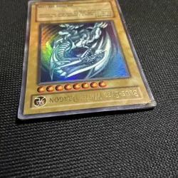 1996 Blue-Eyes White Dragon SDK-001 Holo Rare Heavily Played - Image 4