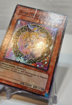 Dark Magician Girl DPYG-EN008 Super Rare 1st Edition Yugioh 149 - Image 3