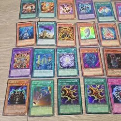 Lot Of 40 Vintage Yu-Gi-Oh Cards 1996 Some Holos - Image 5