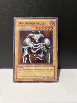 Summoned Skull RP01-EN024 Retro Pack (2020 Date Reprint) Unlimited - Image 1