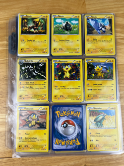 Pokemon TCG Card Lot 1400+ Unsorted Cards Holos Vintage - Image 4