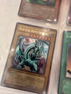 Lot of over 150 YUGIOH cards - Image 5