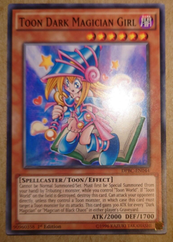 DPBC-EN044 Toon Dark Magician GIrl Common 1st Edition Yugioh Card - Image 1