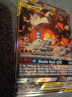 Pokemon Reshiram & Charizard GX SM201 Sun & Moon Black Star Promo Clean Card - Image 1