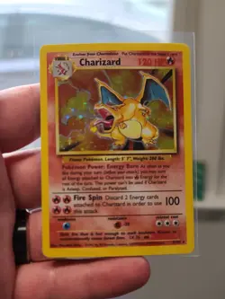 1999 Pokemon Charizard Holo Base Set 4/102 Near Mint NM (PSA 8 or 9 likely) - Image 1