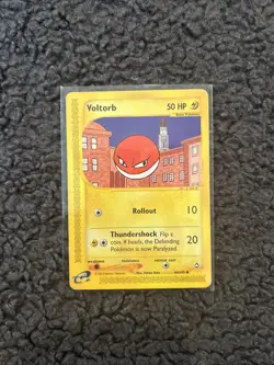 Voltorb 64/147 Pokemon Aquapolis 2002 Non-Holo Card 7.5 NM Condition - Image 1