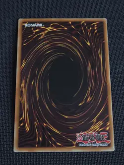 Thousand-Eyes Restrict DL1-001 Super Rare Unlimited Edition NM Yugioh - Image 2