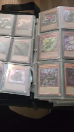 Yu-Gi-Oh! TCG Bulk Lot 650+ Cards Holos Rares Commons Reprints NM - Image 2