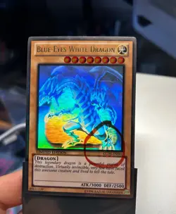 Yugioh Blue-Eyes White Dragon GLD5-EN001 Extended Artwork Misprint Ghost Rare - Image 1