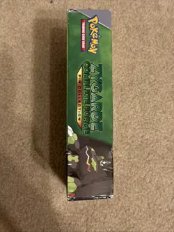 POKEMON 2017 SUN MOON Zygarde Complete Forme Pin Collection Box with XY Booster - Image 4