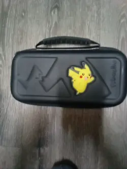 Pokemon Pikachu Card Storage Travel Case-Bag Excellent - Image 1