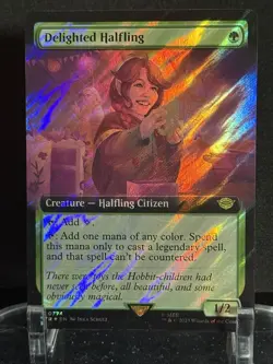 Delighted Halfling (Extended Art) (Surge Foil) The Lord of the Rings - Staple - - Image 1