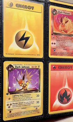 Pokemon TCG 1999 Vintage 1st Edition, Holo, Rare - Eevee Evolutions 99 Card Lot - Image 3