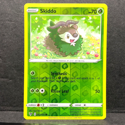 2020 POKEMON VIVID VOLTAGE SKIDDO 017/185 REVERSE HOLO (COMMON) - Image 1