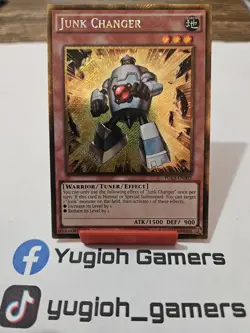 Yu-Gi-Oh Junk Changer PGL3 1st Edition Secret Gold Light Played - Image 1